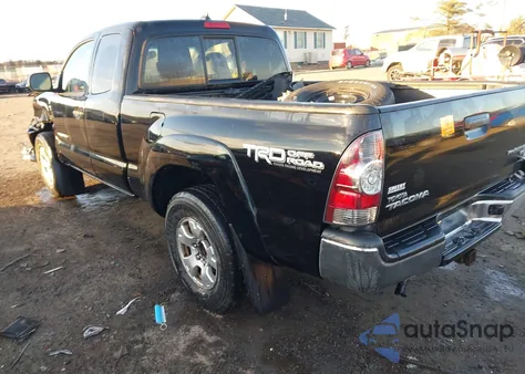 2012 Toyota Tacoma Prerunner V6 z USA, uszkodzony, nr VIN 5TFTU4GN4CX019432
